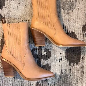 BILLINI The Skylar Tan Leather Ankle Boots